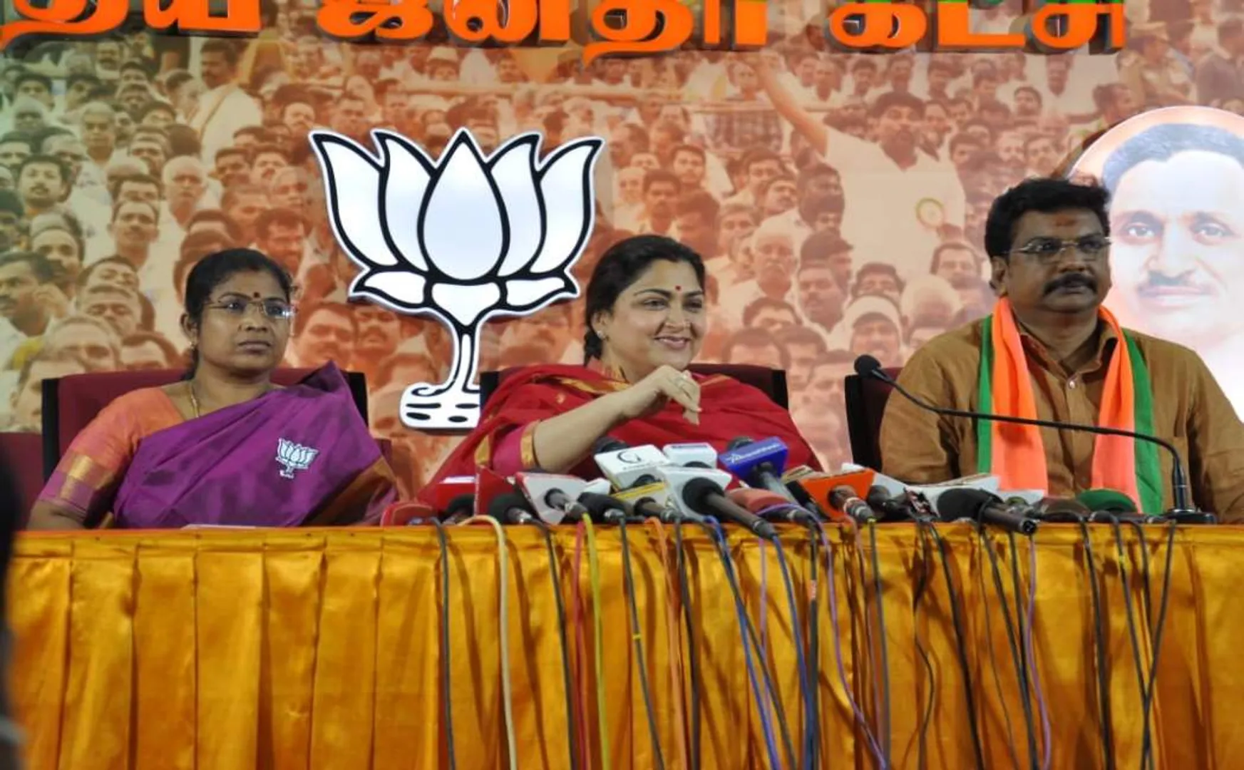 bjp party kushboo pressmeet at chennai 